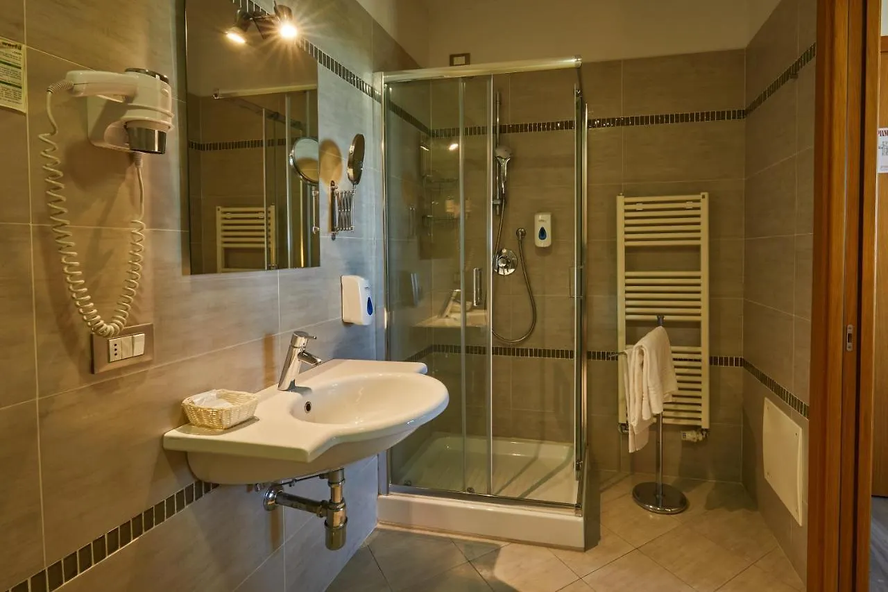 ***  Hotel Castelmartini Larciano Italia