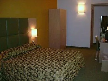 Hotel Castelmartini Larciano 3*,  Italia